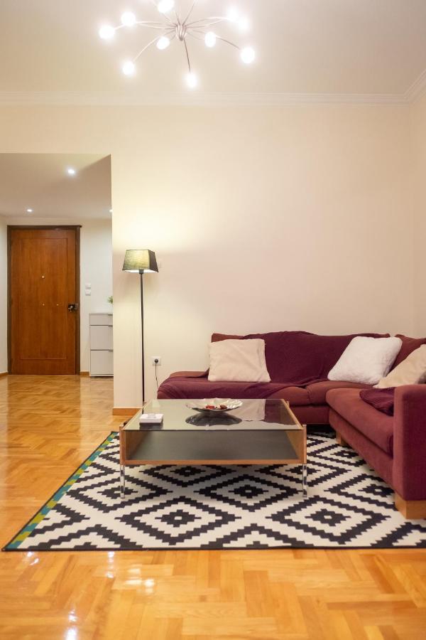 Two Bedroom Apt In Syntagma - Ermou Area เอเธนส์ ภายนอก รูปภาพ