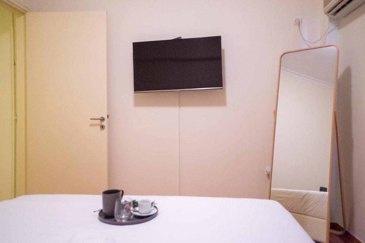 Two Bedroom Apt In Syntagma - Ermou Area เอเธนส์ ภายนอก รูปภาพ