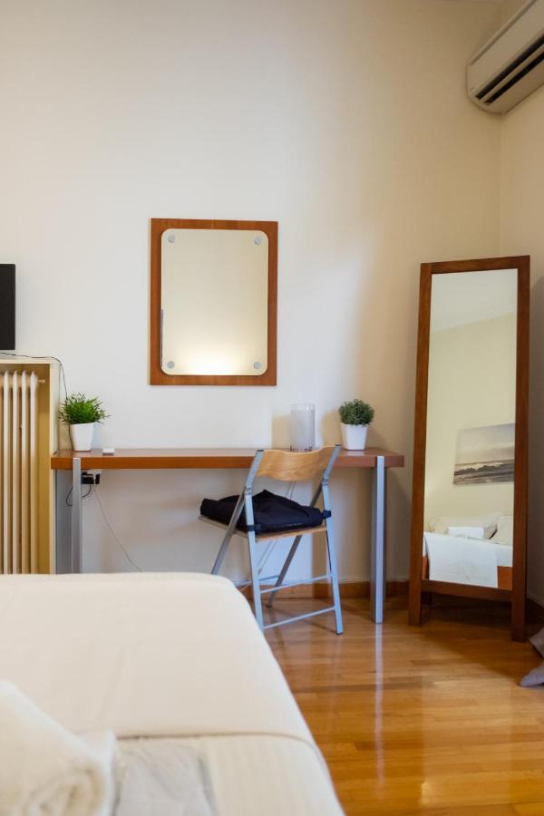 Two Bedroom Apt In Syntagma - Ermou Area เอเธนส์ ภายนอก รูปภาพ